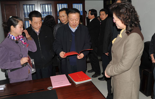 王晓斌带领省纪委第六调研组到铜川检查调研三问三解活动和反腐倡廉